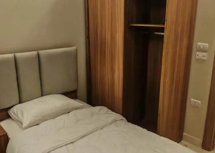 سكنية للايجار اليومي في القيادات * Hurgada